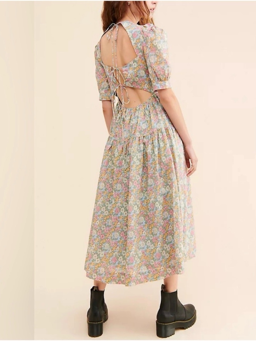 En Saison Floral Puff Sleeve Tiered Open Back Midi Dress Pastel Floral NWT M
